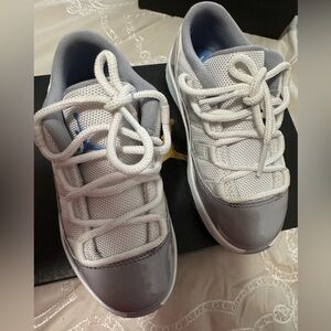 Jordan 11 retro low